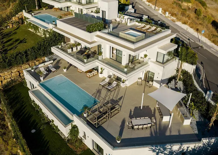 Resina Luxury Gym Cinema Sea Views Villa Estepona