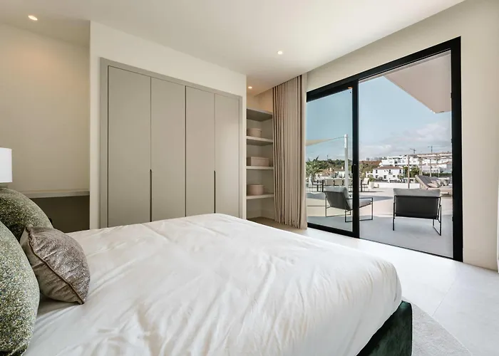 Resina Luxury Gym Cinema Sea Views Villa *