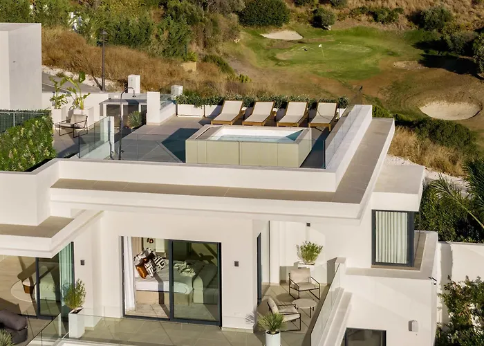 Resina Luxury Gym Cinema Sea Views וילה